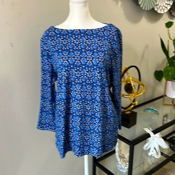 Croft & Barrow Blue Floral 3/4  Sleeve Top with Boat Neckline Size M - Picture 1 of 10